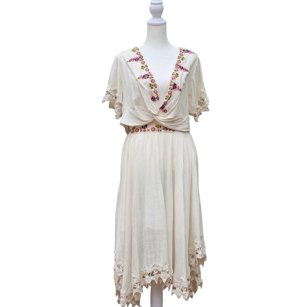 Chloe Laetitia Women's 2 pc Skirt Set Front Tie Crop Top Al Skirt Lace Trim M/L